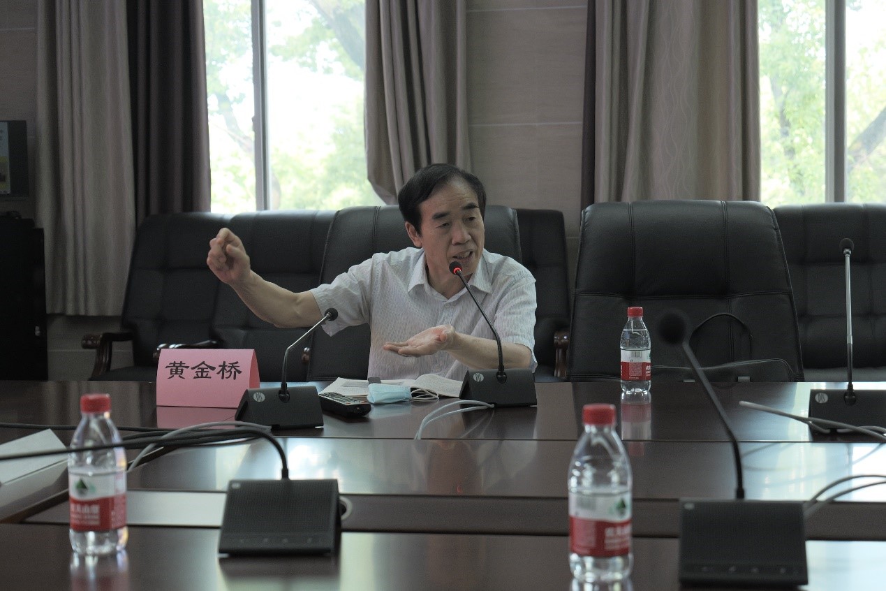 【主题教育】着力把握习近平新时代中国特色社会主义思想的科学体系和精髓要义——yl23455永利集团举行主题教育专题报告会