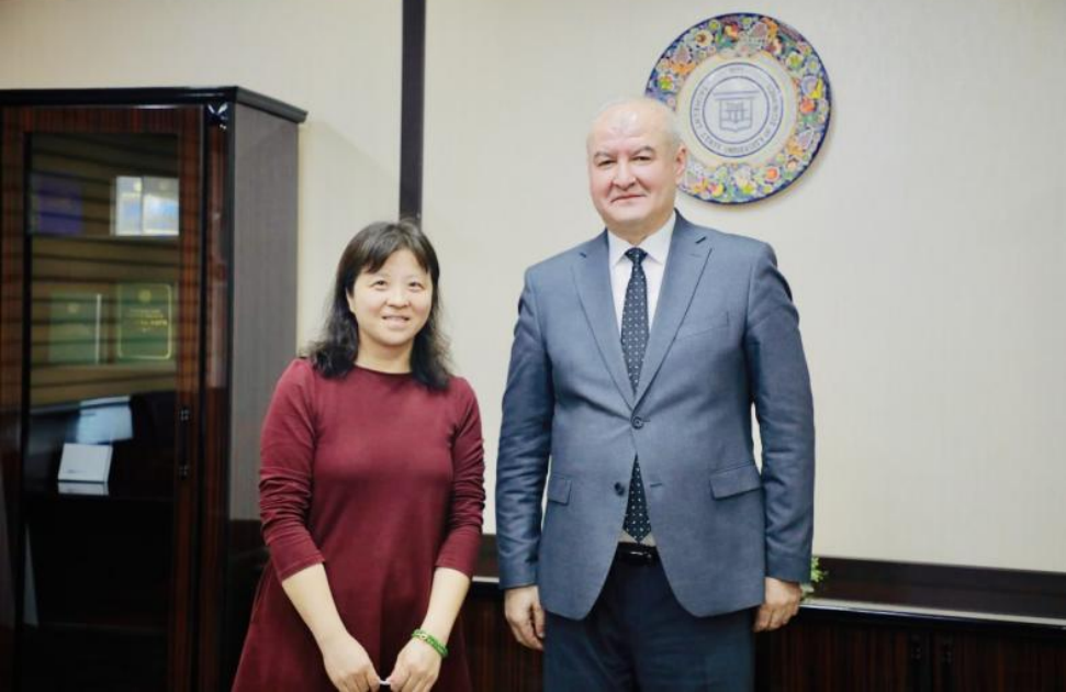yl23455永利集团新闻公司纪莉教授一行赴乌兹别克斯坦和哈萨克斯坦开展教育访问
